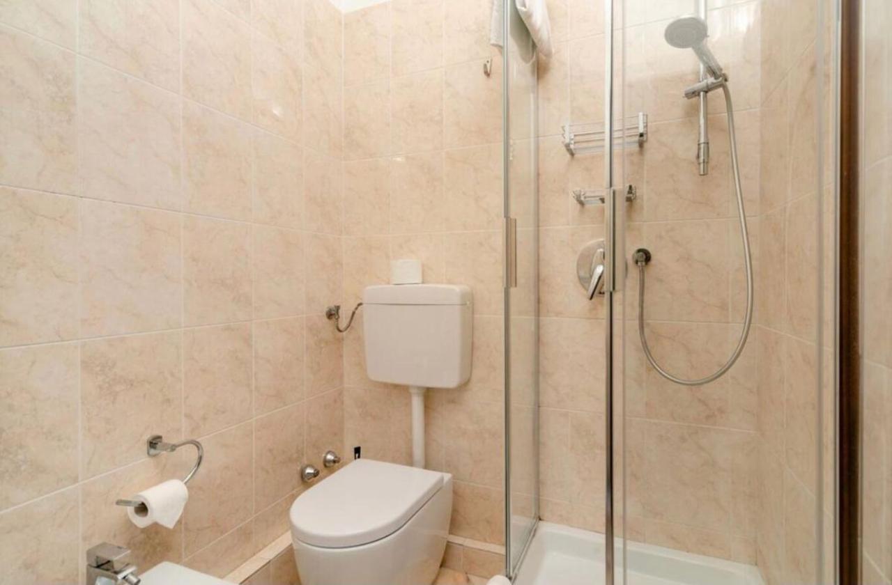 Apartment La Fenice Venice
